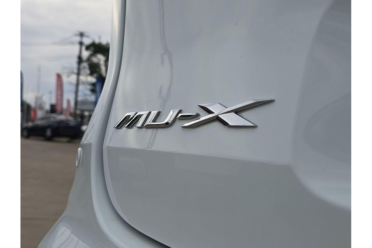 2022 Isuzu MU-X LS-T