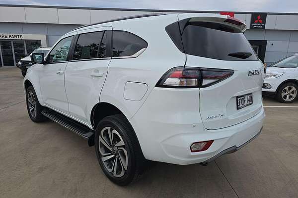 2022 Isuzu MU-X LS-T