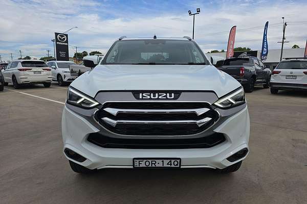 2022 Isuzu MU-X LS-T
