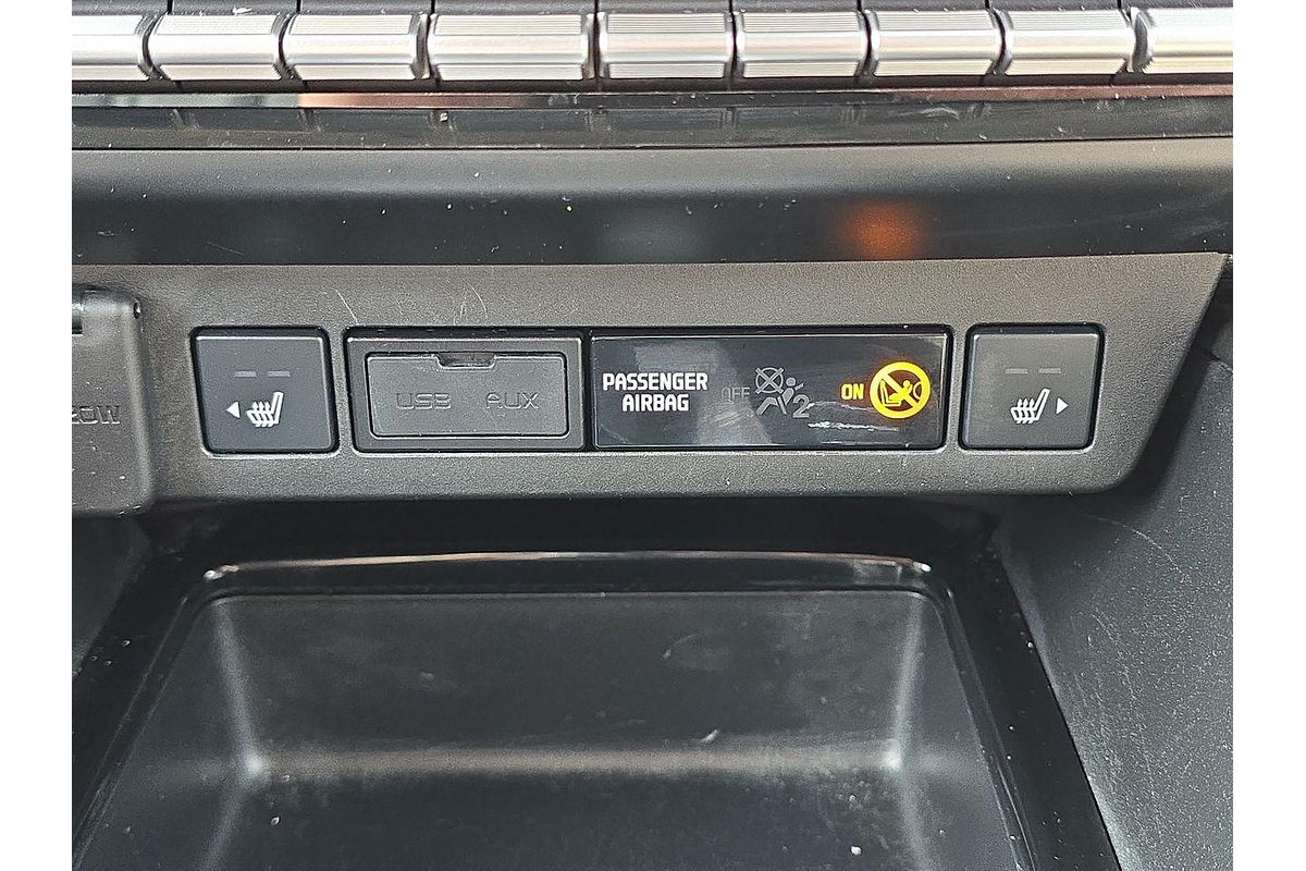 2022 Isuzu MU-X LS-T