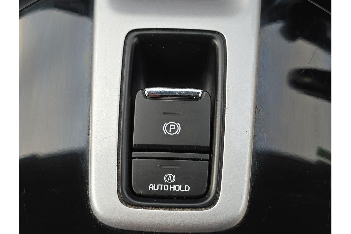 2022 Isuzu MU-X LS-T