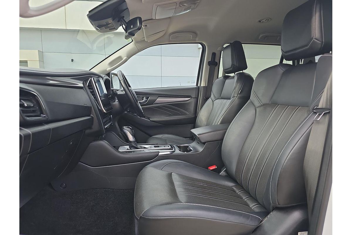 2022 Isuzu MU-X LS-T