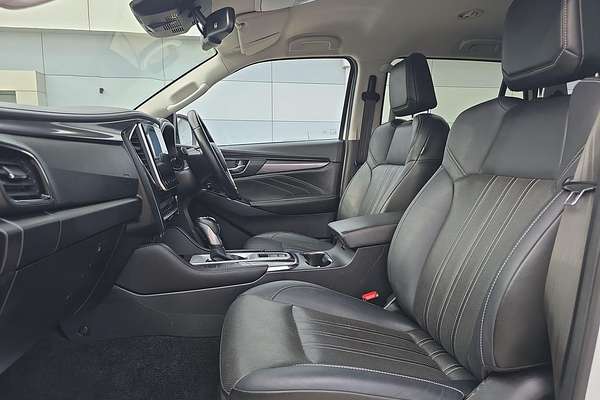 2022 Isuzu MU-X LS-T