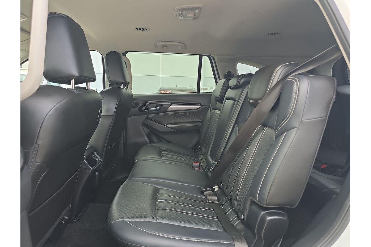 2022 Isuzu MU-X LS-T