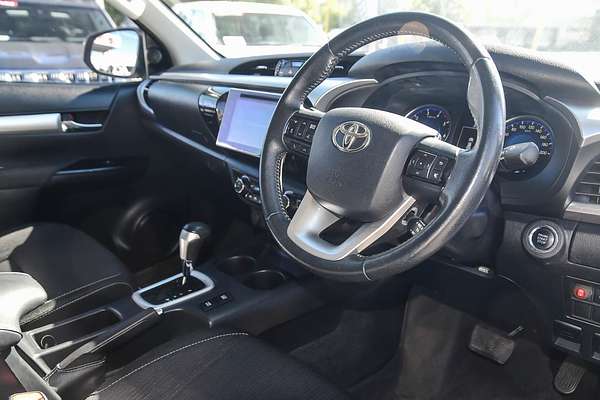 2018 Toyota Hilux SR5 GUN126R 4X4