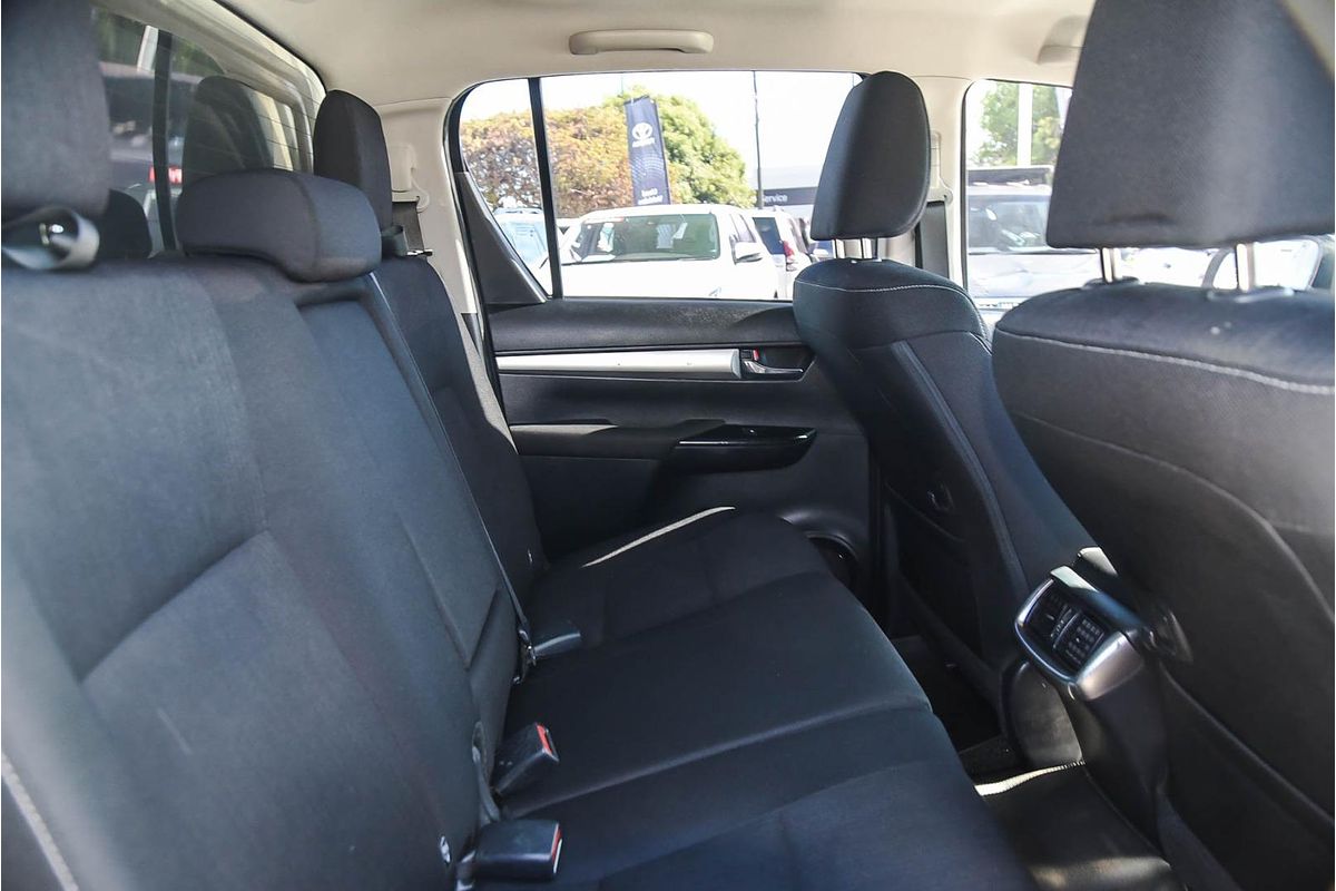 2018 Toyota Hilux SR5 GUN126R 4X4