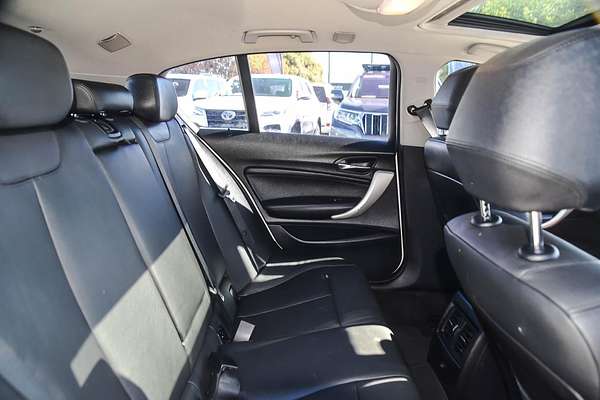 2013 BMW 1 Series 118i F20