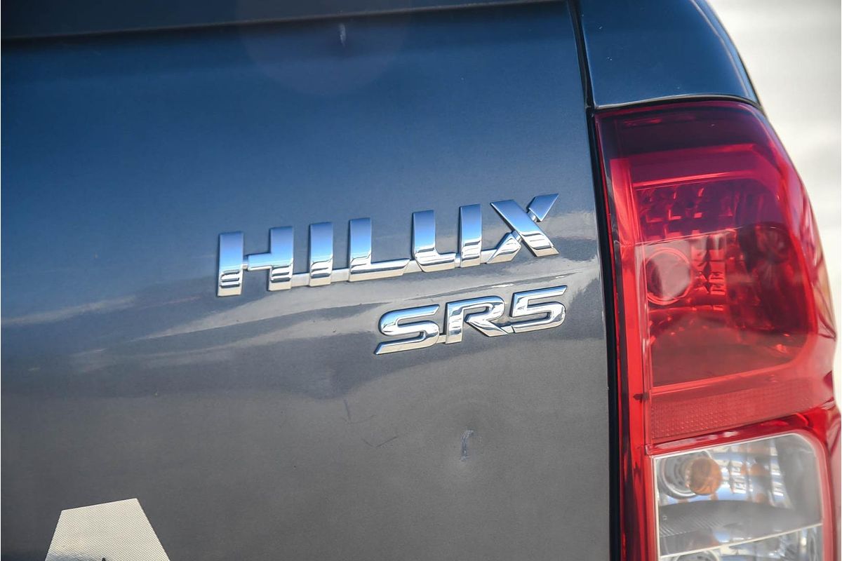 2018 Toyota Hilux SR5 GUN126R 4X4
