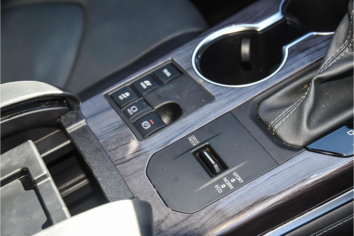 2024 Toyota Kluger Grande AXUH78R