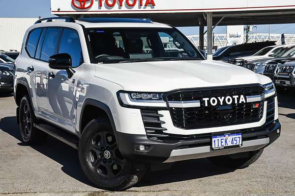 2024 Toyota Landcruiser GR Sport FJA300R