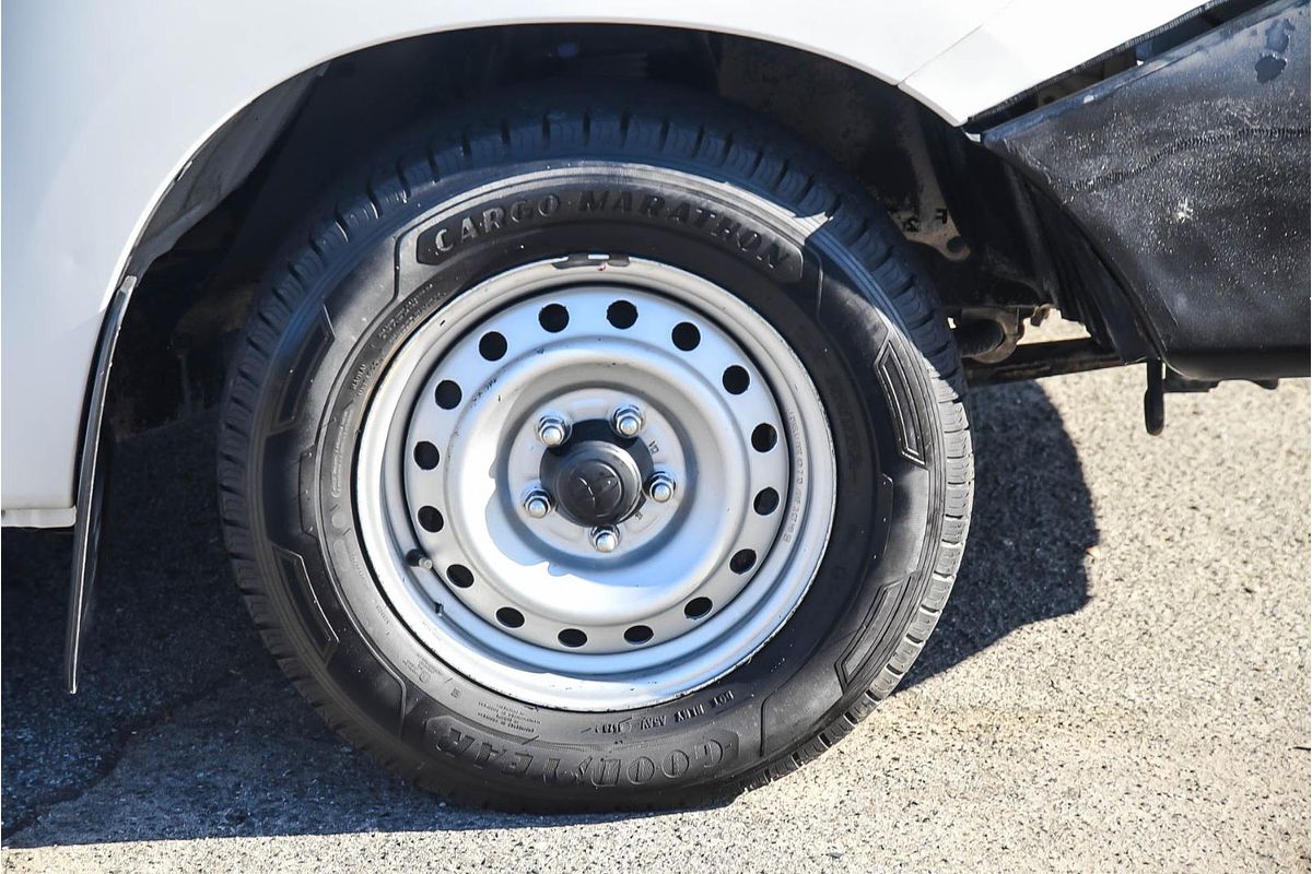 2013 Toyota Hilux SR KUN16R Rear Wheel Drive