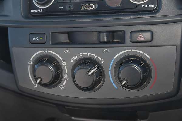 2013 Toyota Hilux SR KUN16R Rear Wheel Drive