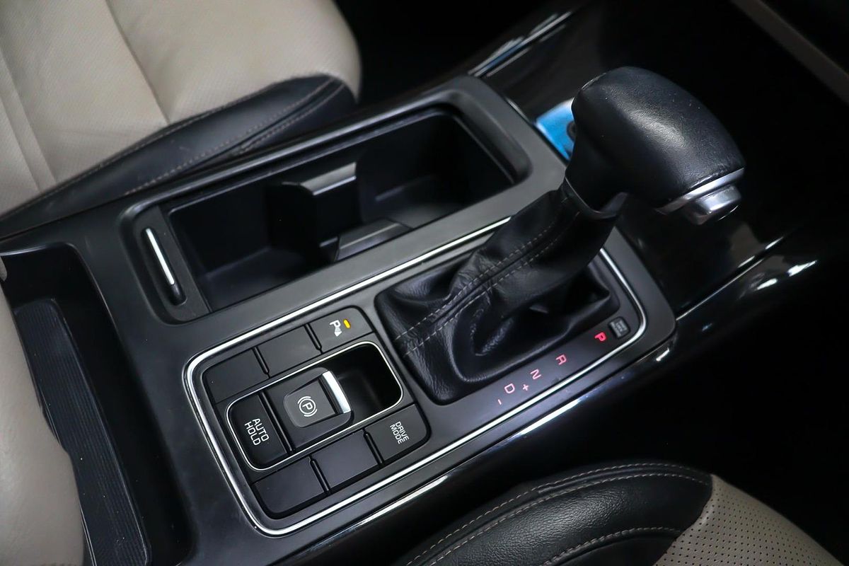 2019 Kia Sorento SLi UM
