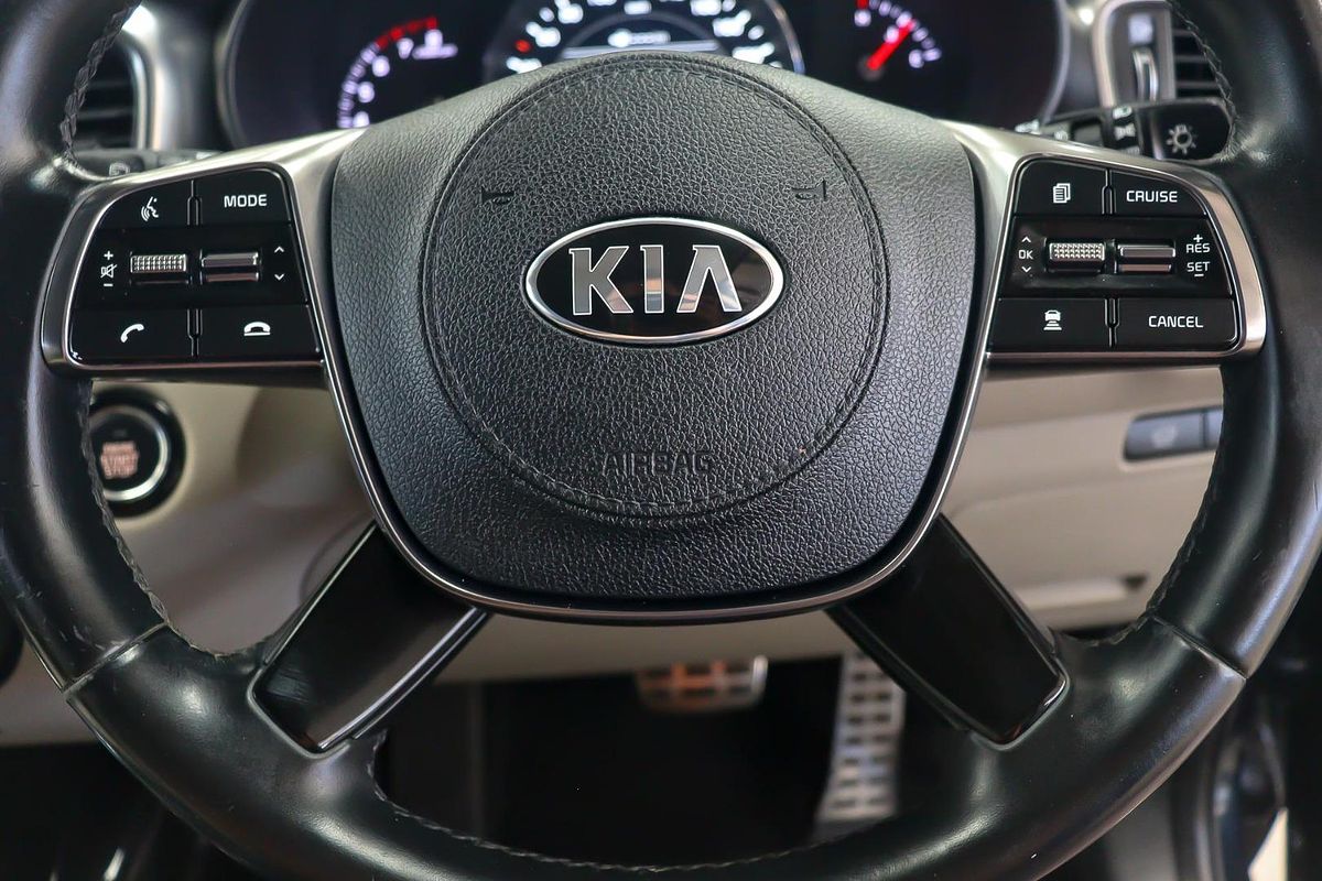 2019 Kia Sorento SLi UM