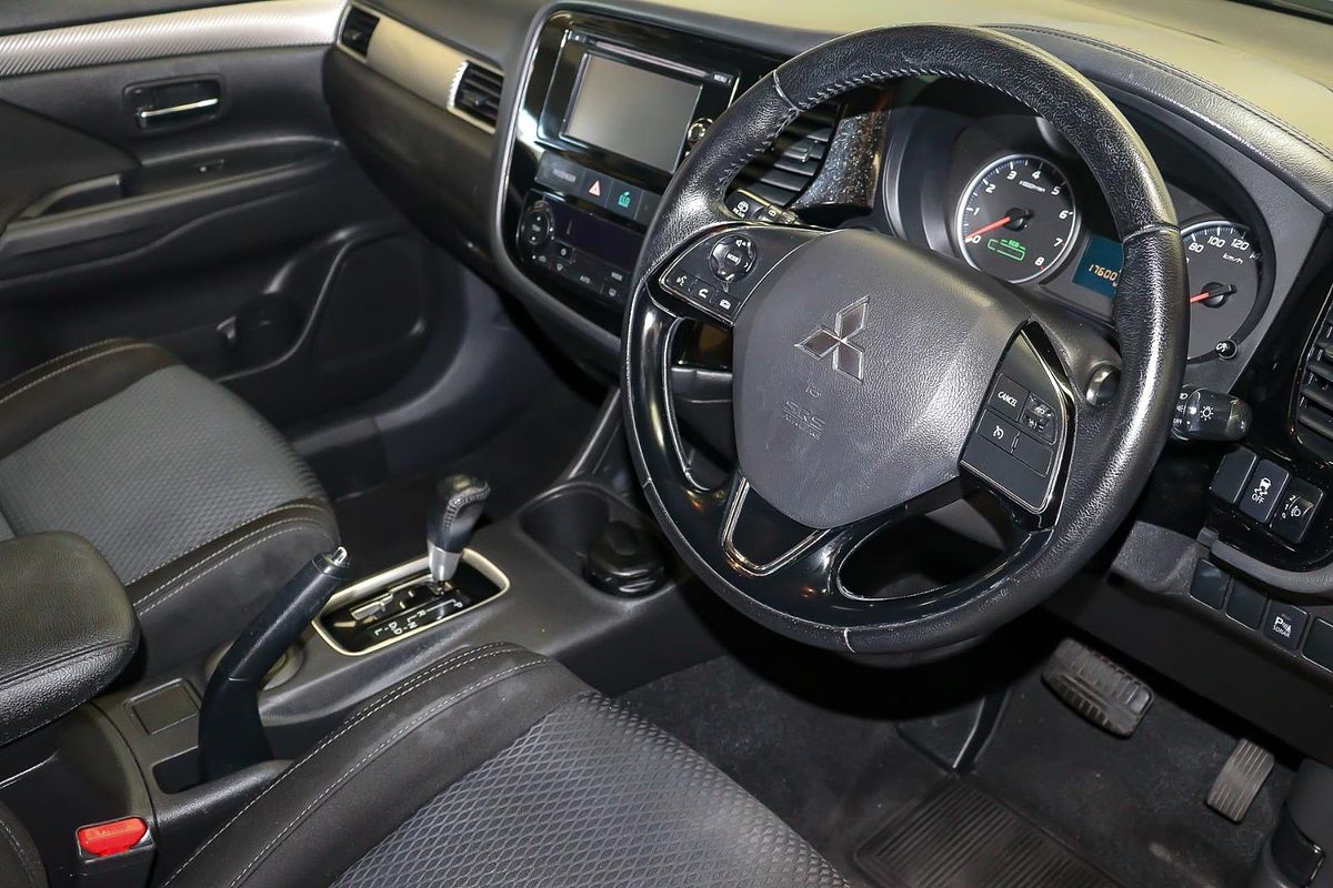 2016 Mitsubishi Outlander LS ZK
