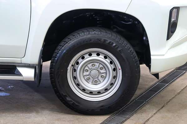 2022 Mitsubishi Triton GLX MR 4X4