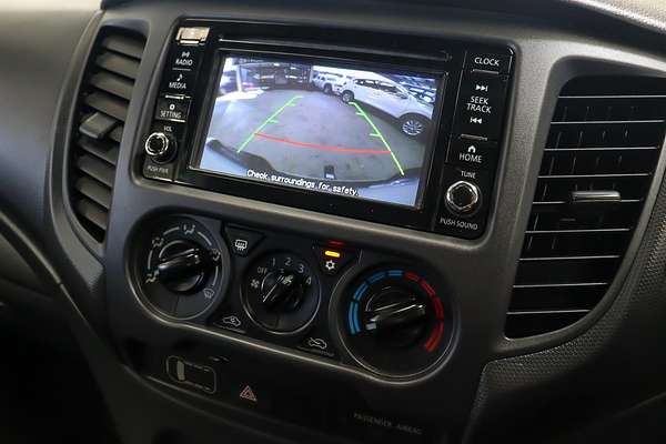 2022 Mitsubishi Triton GLX MR 4X4