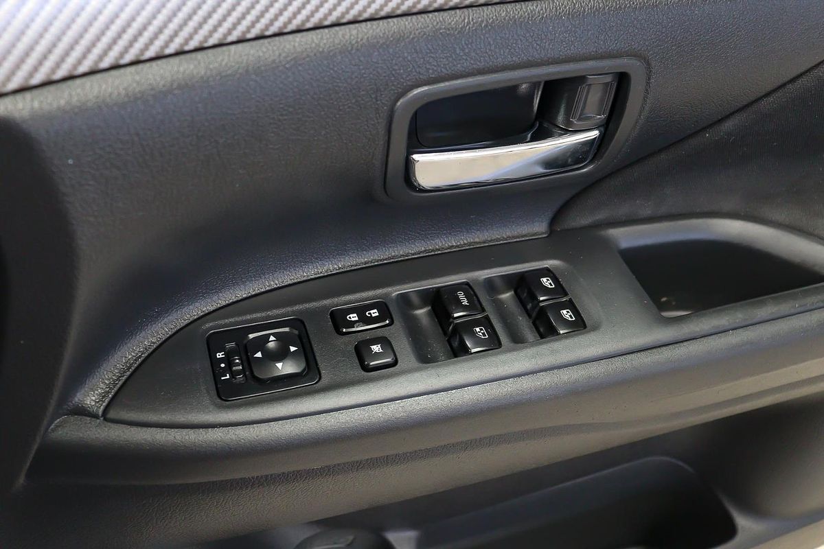 2016 Mitsubishi Outlander LS ZK