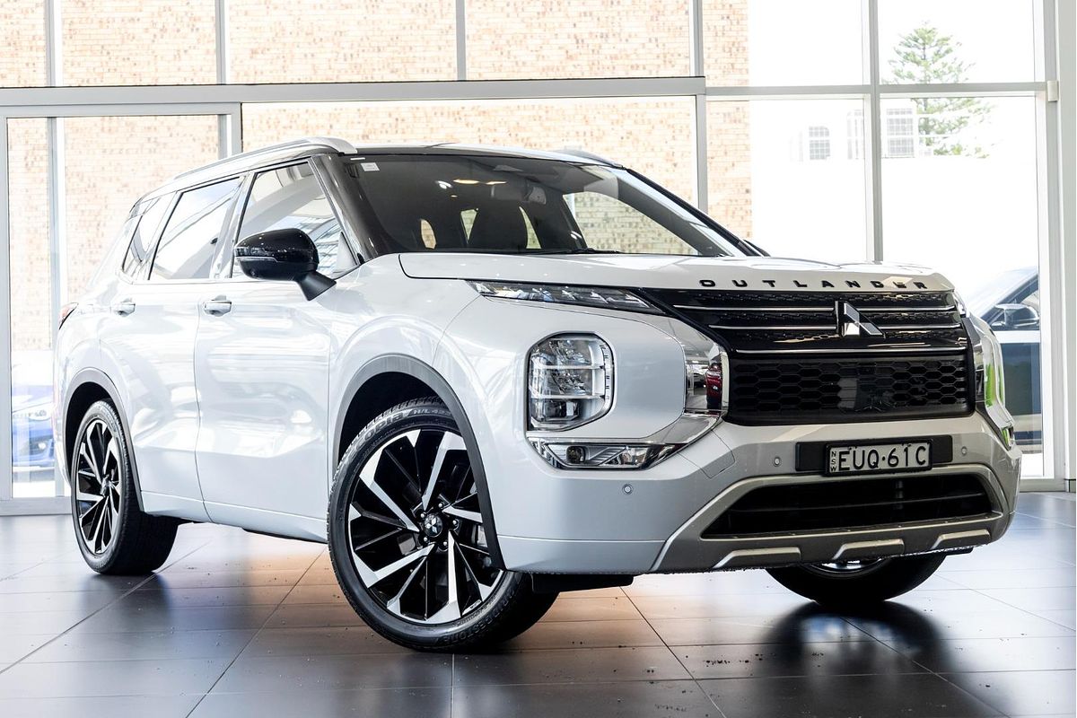 2022 Mitsubishi Outlander Exceed Tourer ZM