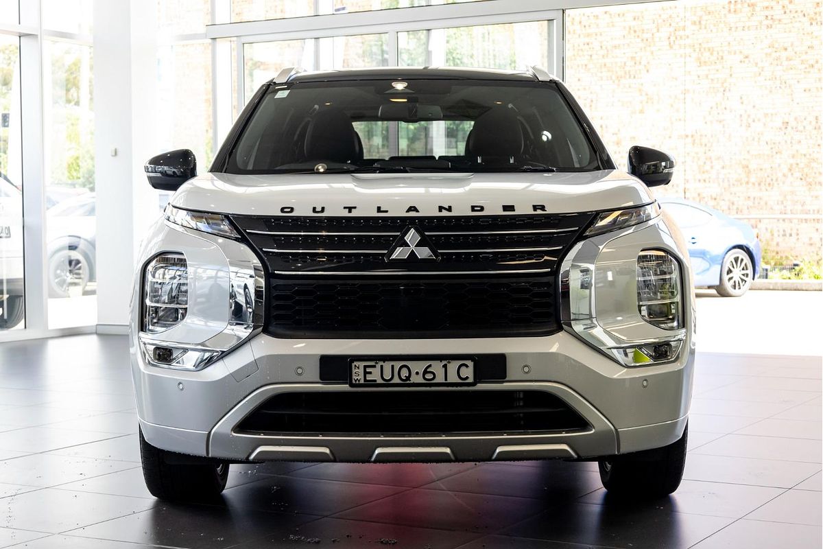 2022 Mitsubishi Outlander Exceed Tourer ZM