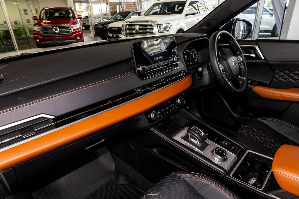 2022 Mitsubishi Outlander Exceed Tourer ZM