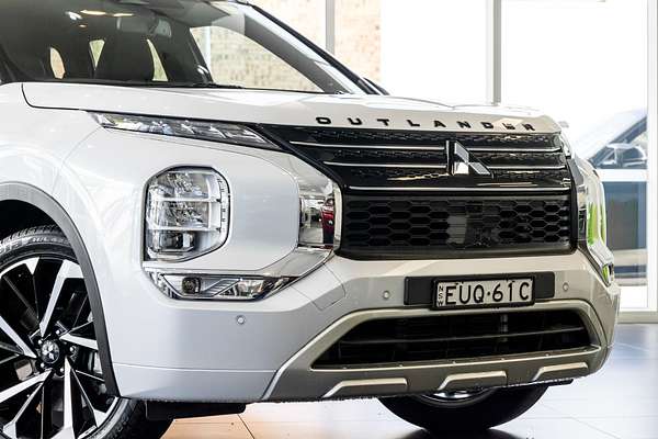 2022 Mitsubishi Outlander Exceed Tourer ZM