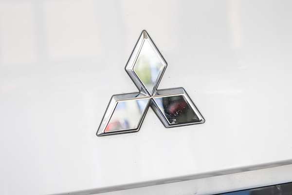 2022 Mitsubishi Outlander Exceed Tourer ZM