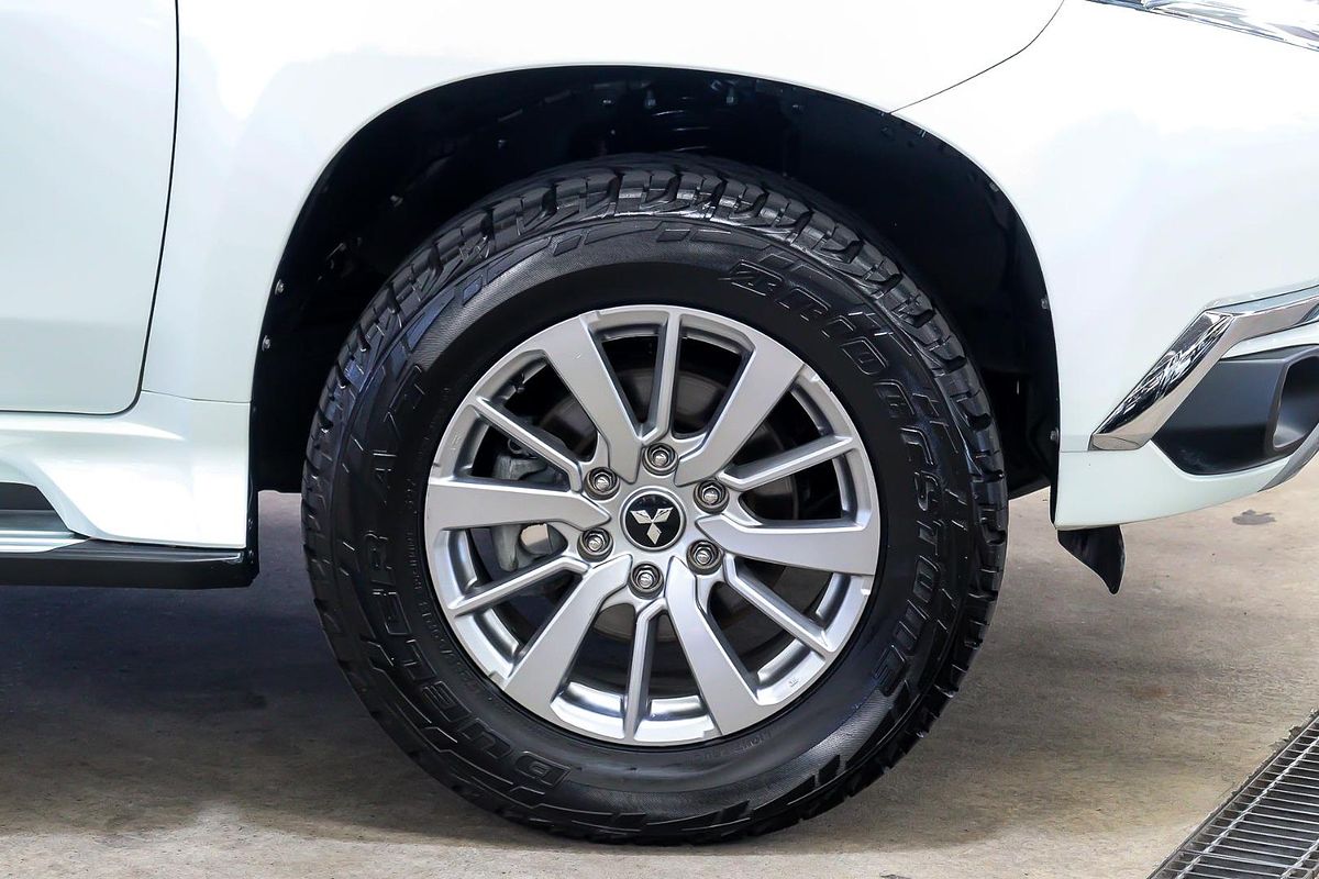 2019 Mitsubishi Pajero Sport GLX QE