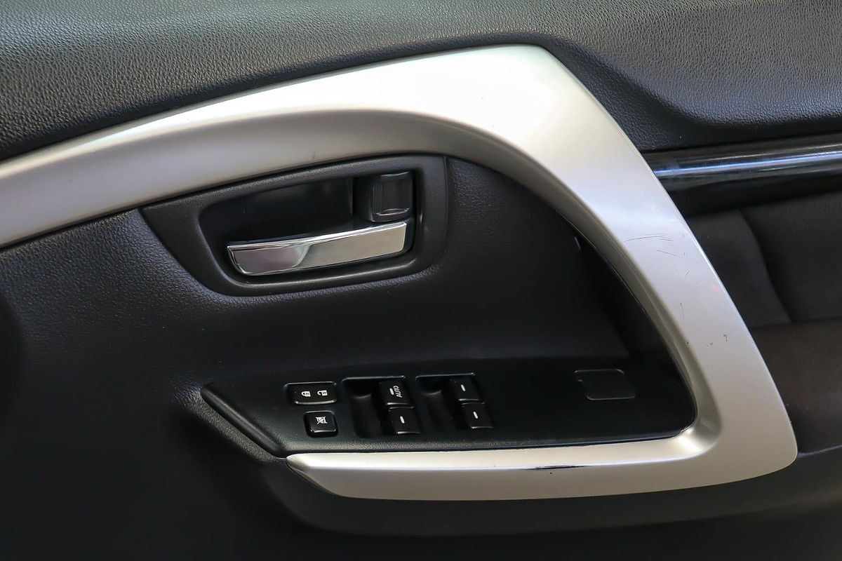 2019 Mitsubishi Pajero Sport GLX QE