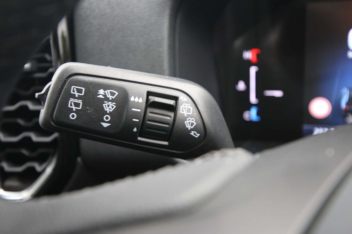 2024 Ford Everest Sport