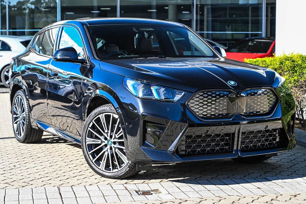 2024 BMW iX2 eDrive20 M Sport U10
