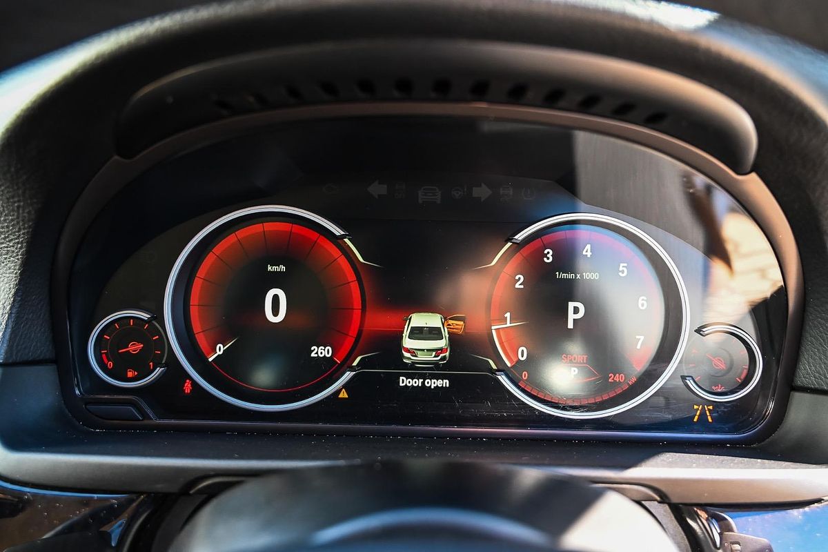 2015 BMW 5 Series 528i Luxury Line F10 LCI
