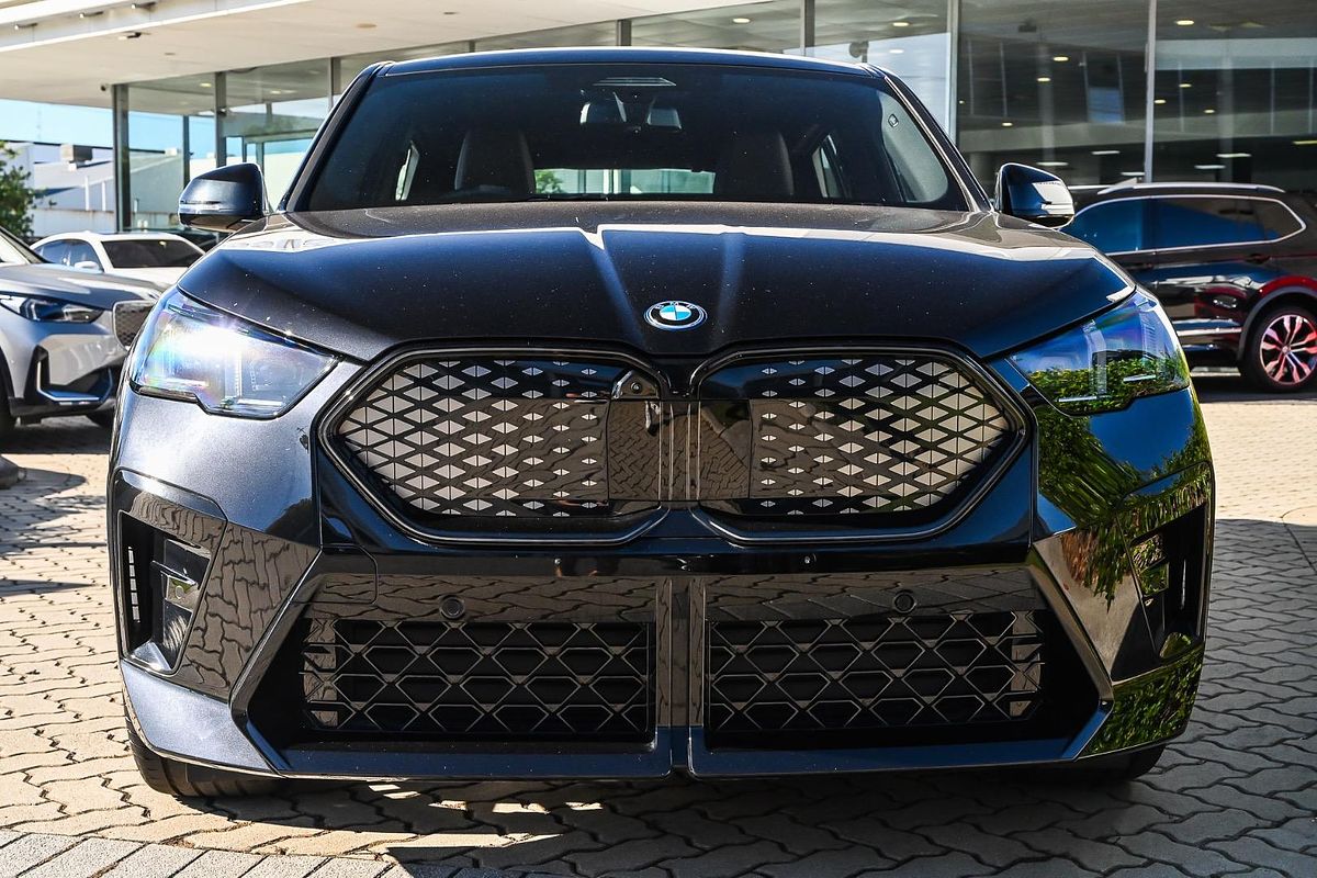 2024 BMW iX2 eDrive20 M Sport U10