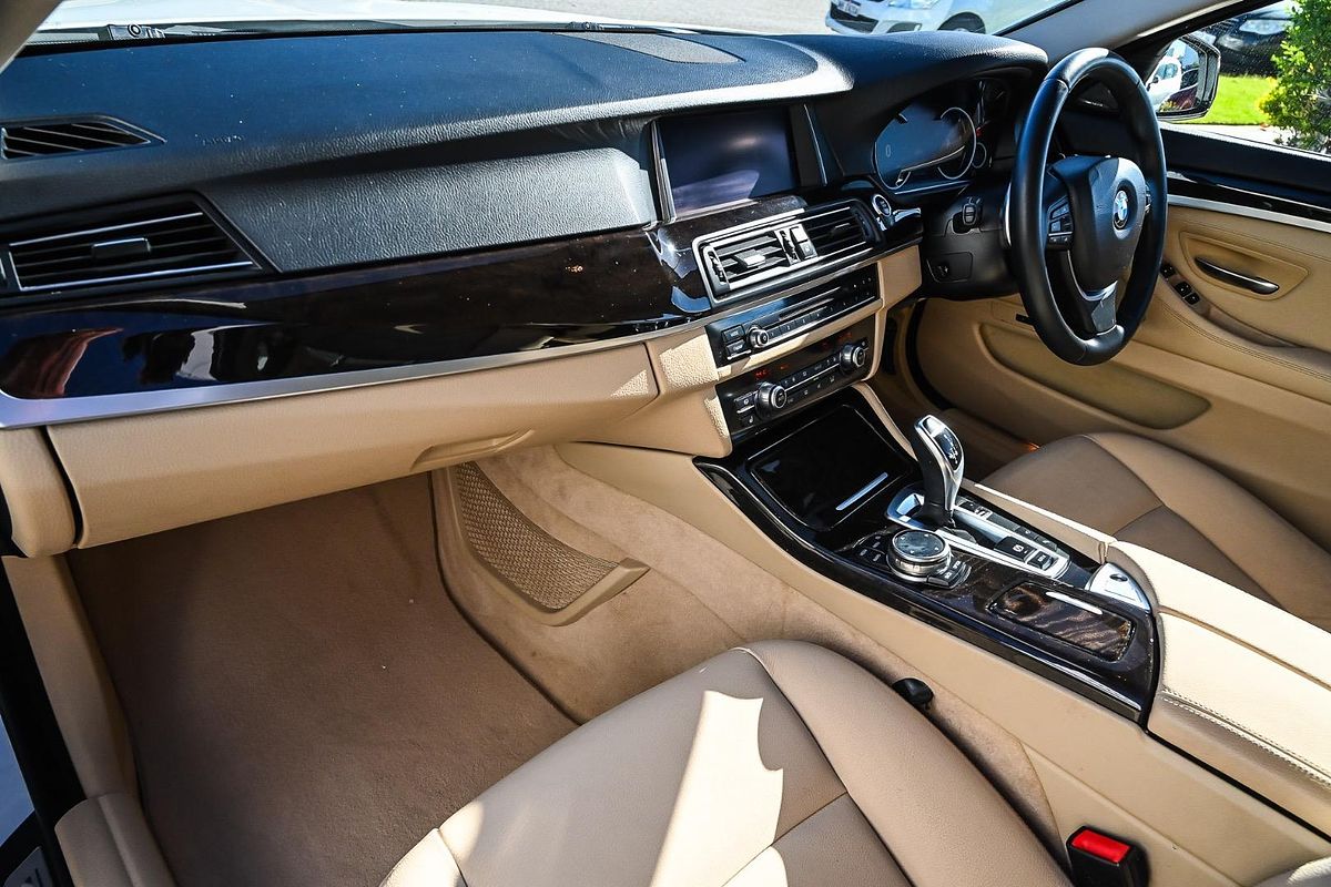 2015 BMW 5 Series 528i Luxury Line F10 LCI
