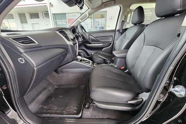 2021 Mitsubishi Triton GSR MR 4X4