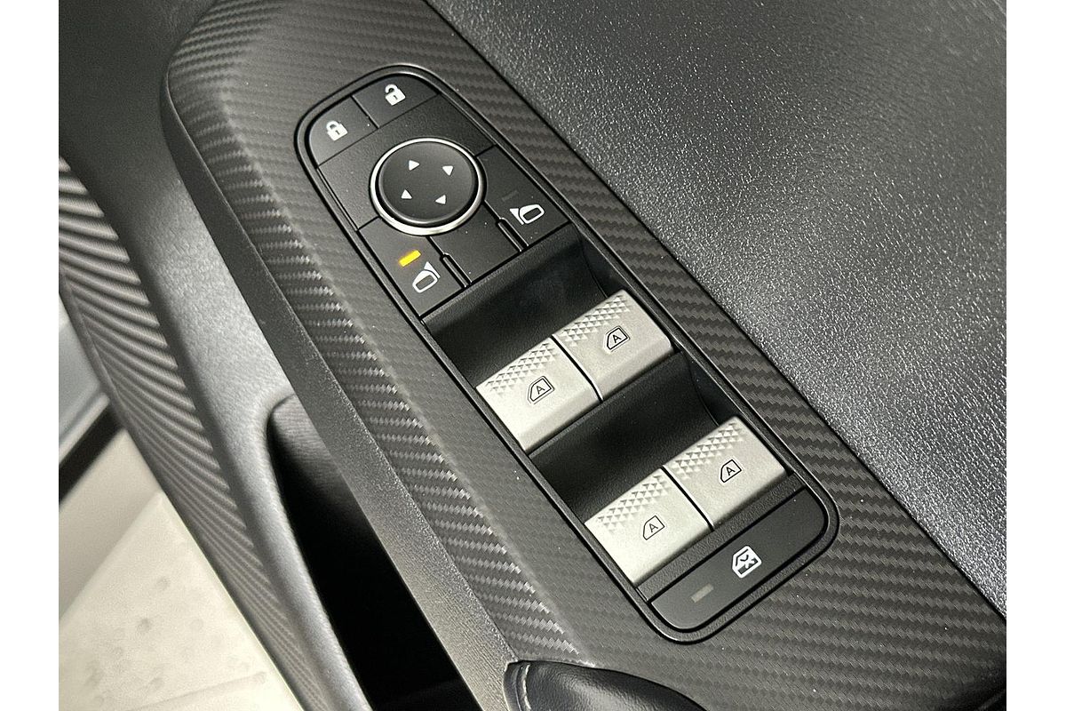 2023 Mitsubishi Outlander ES ZM