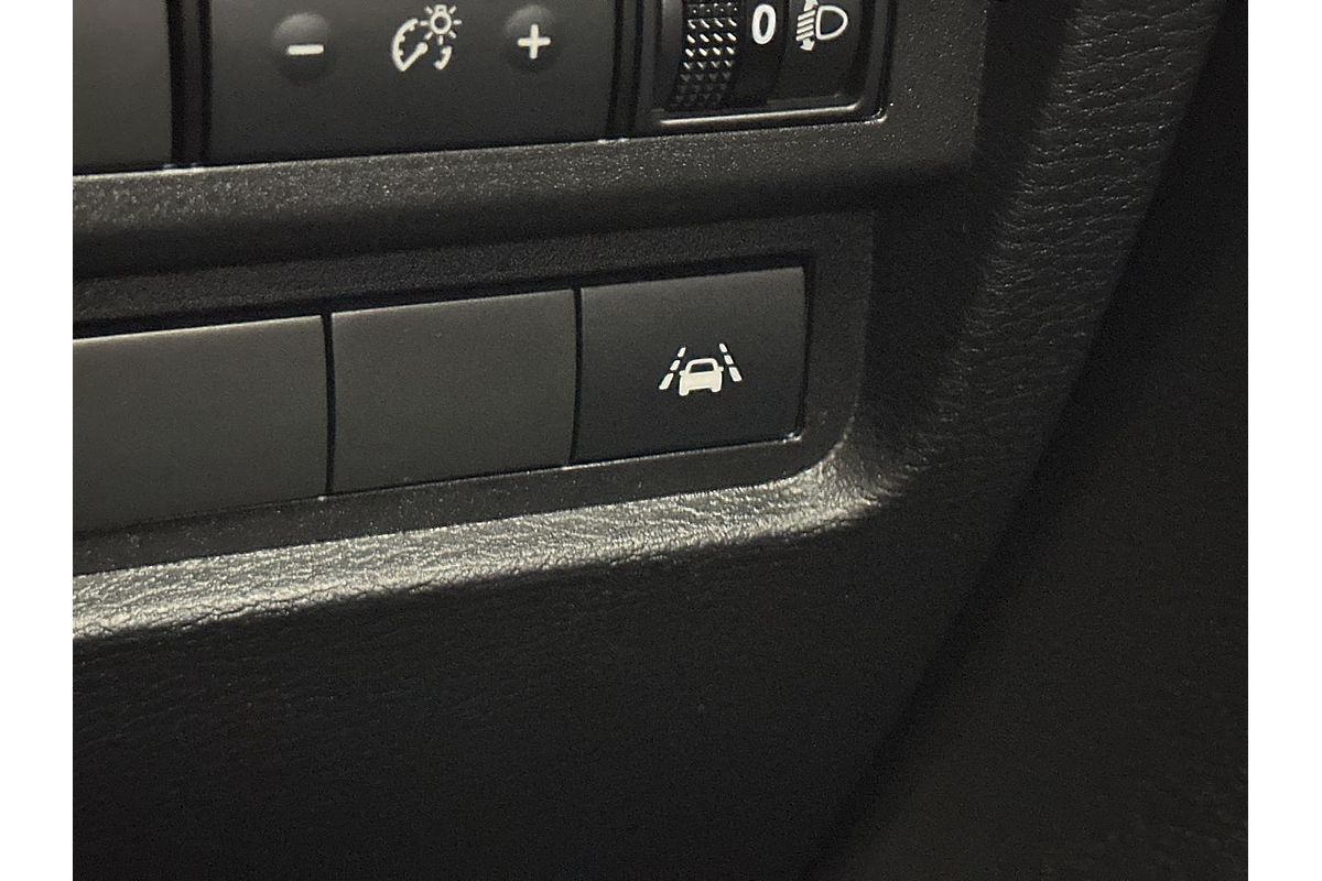 2023 Mitsubishi Outlander ES ZM