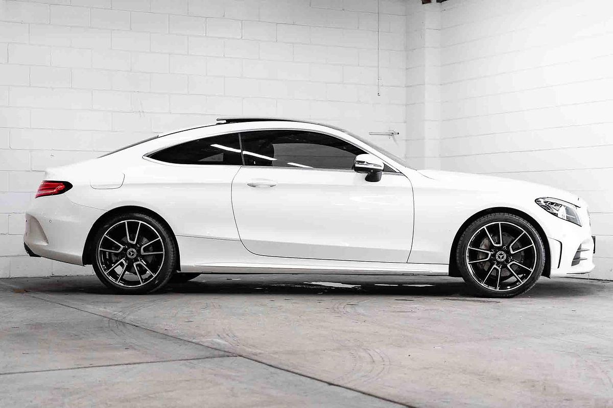 2019 Mercedes-Benz C-Class C200 C205