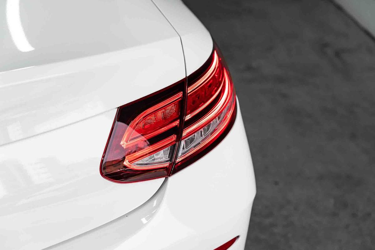 2019 Mercedes-Benz C-Class C200 C205