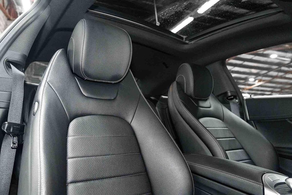 2019 Mercedes-Benz C-Class C200 C205