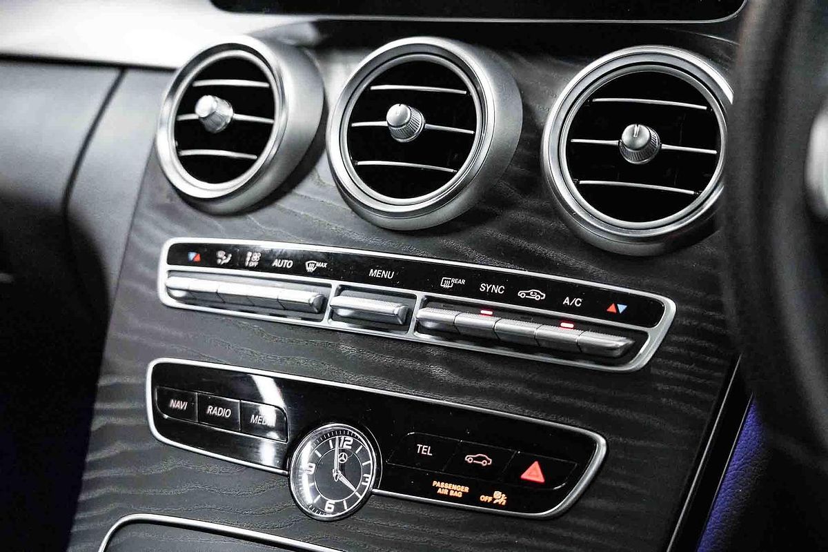 2019 Mercedes-Benz C-Class C200 C205