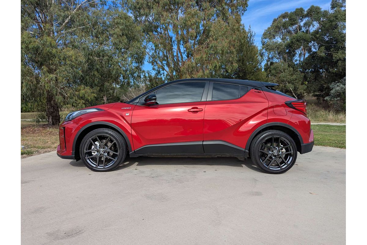 2023 Toyota C-HR GR Sport ZYX10R