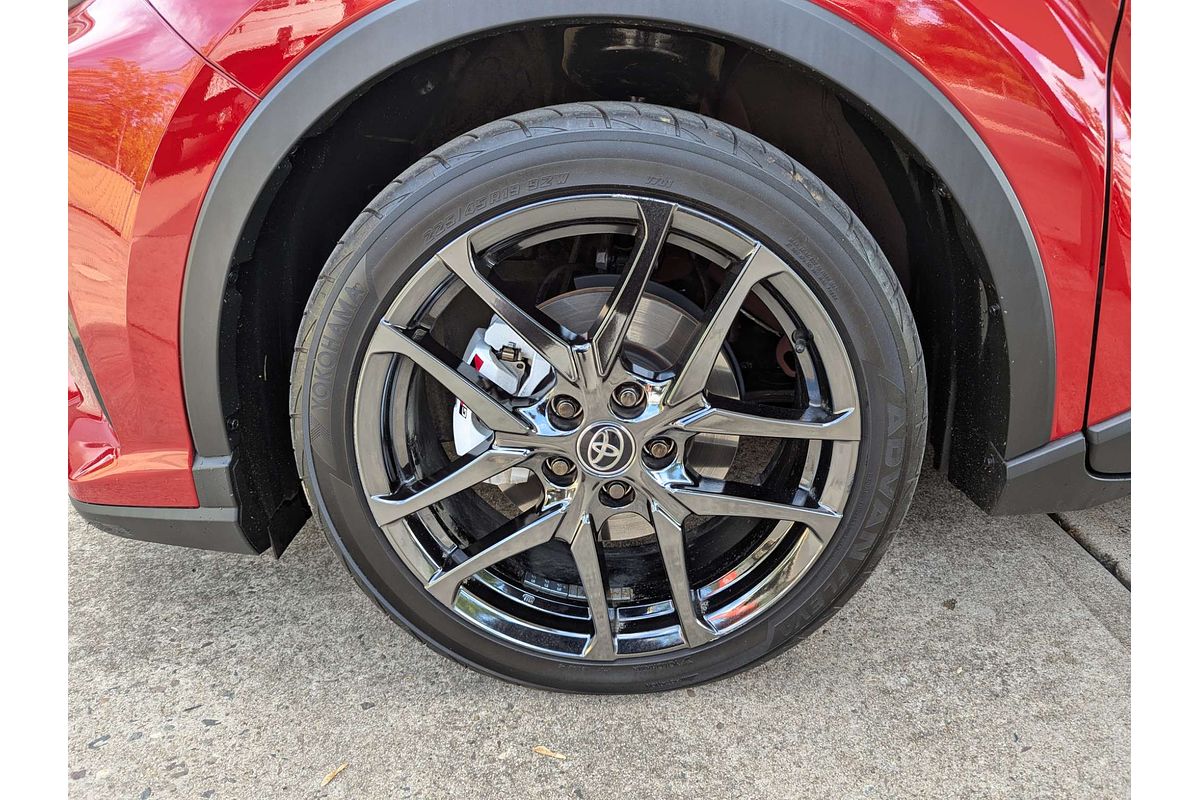 2023 Toyota C-HR GR Sport ZYX10R