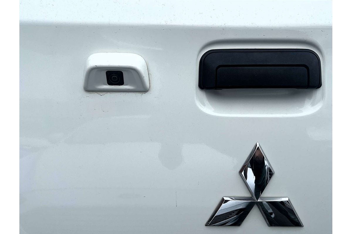 2022 Mitsubishi Triton GLX MR 4X4