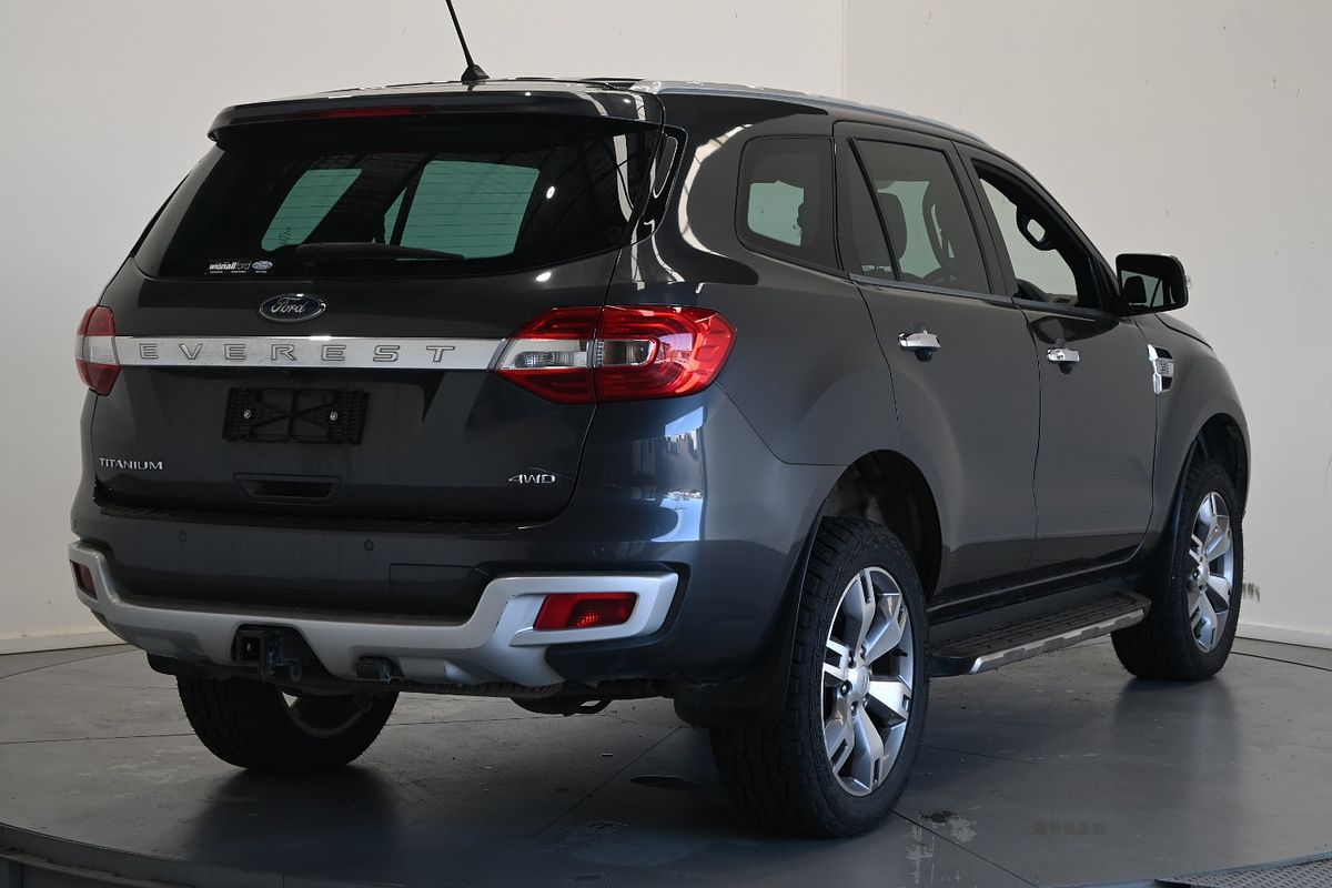 2017 Ford Everest Titanium UA