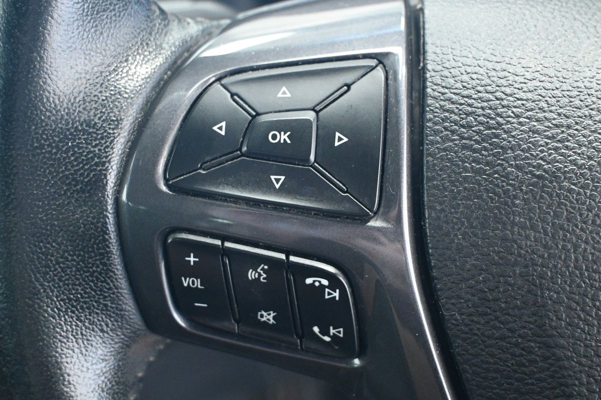 2017 Ford Everest Titanium UA