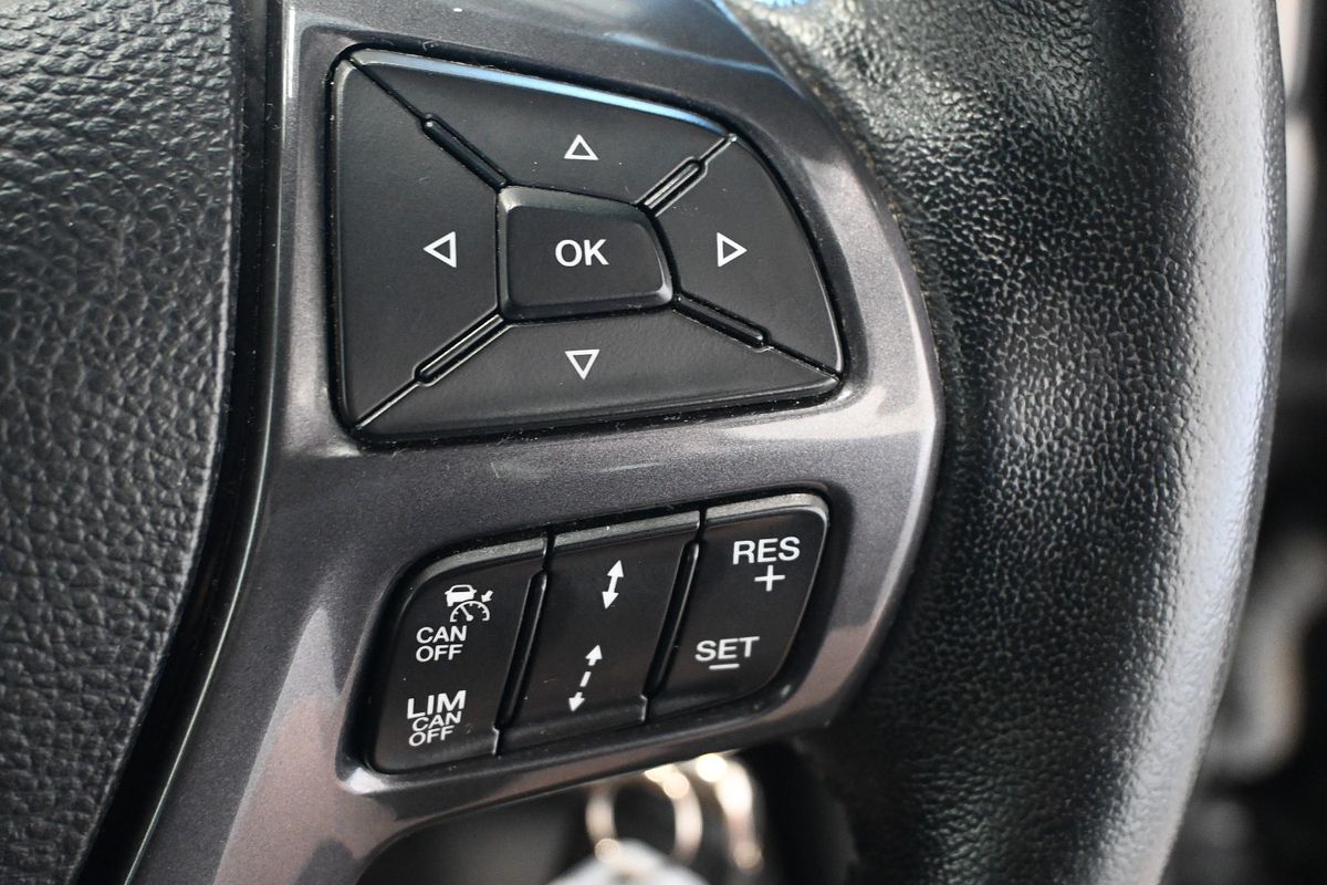 2017 Ford Everest Titanium UA