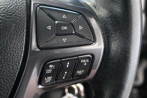 2017 Ford Everest Titanium UA