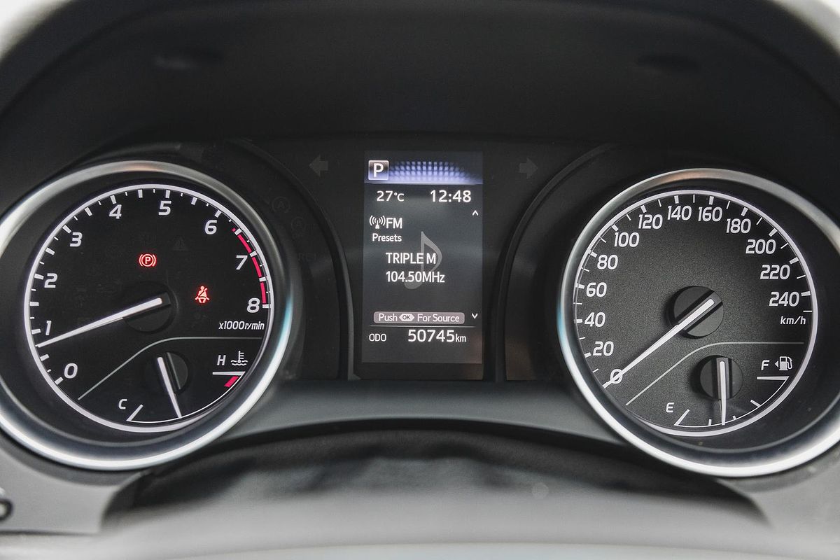 2020 Toyota Camry Ascent ASV70R