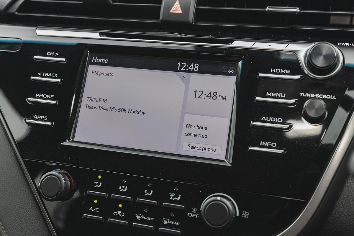 2020 Toyota Camry Ascent ASV70R